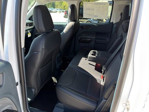 New 2025 Ford Maverick Lobo image 15