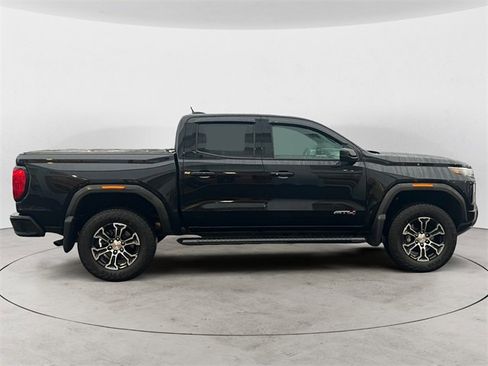 Used 2024 GMC Canyon AT4 w/ AT4 Premium Package image 6