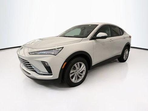 New 2026 Buick Envista Preferred FWD image 3