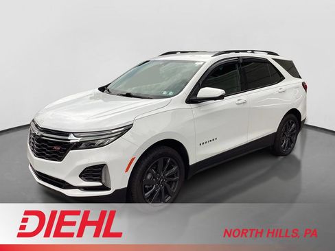 Used 2022 Chevrolet Equinox RS w/ Infotainment Package AWD/4WD image 1
