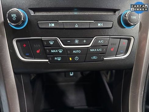 Used 2017 Ford Fusion Energi SE image 19