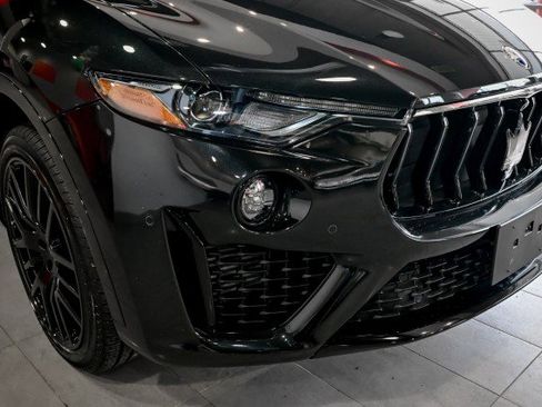 Used 2022 Maserati Levante GT image 10