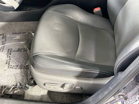 Used 2015 Toyota Prius Four FWD image 18