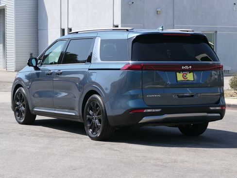 Used 2024 Kia Carnival SX Prestige FWD image 5