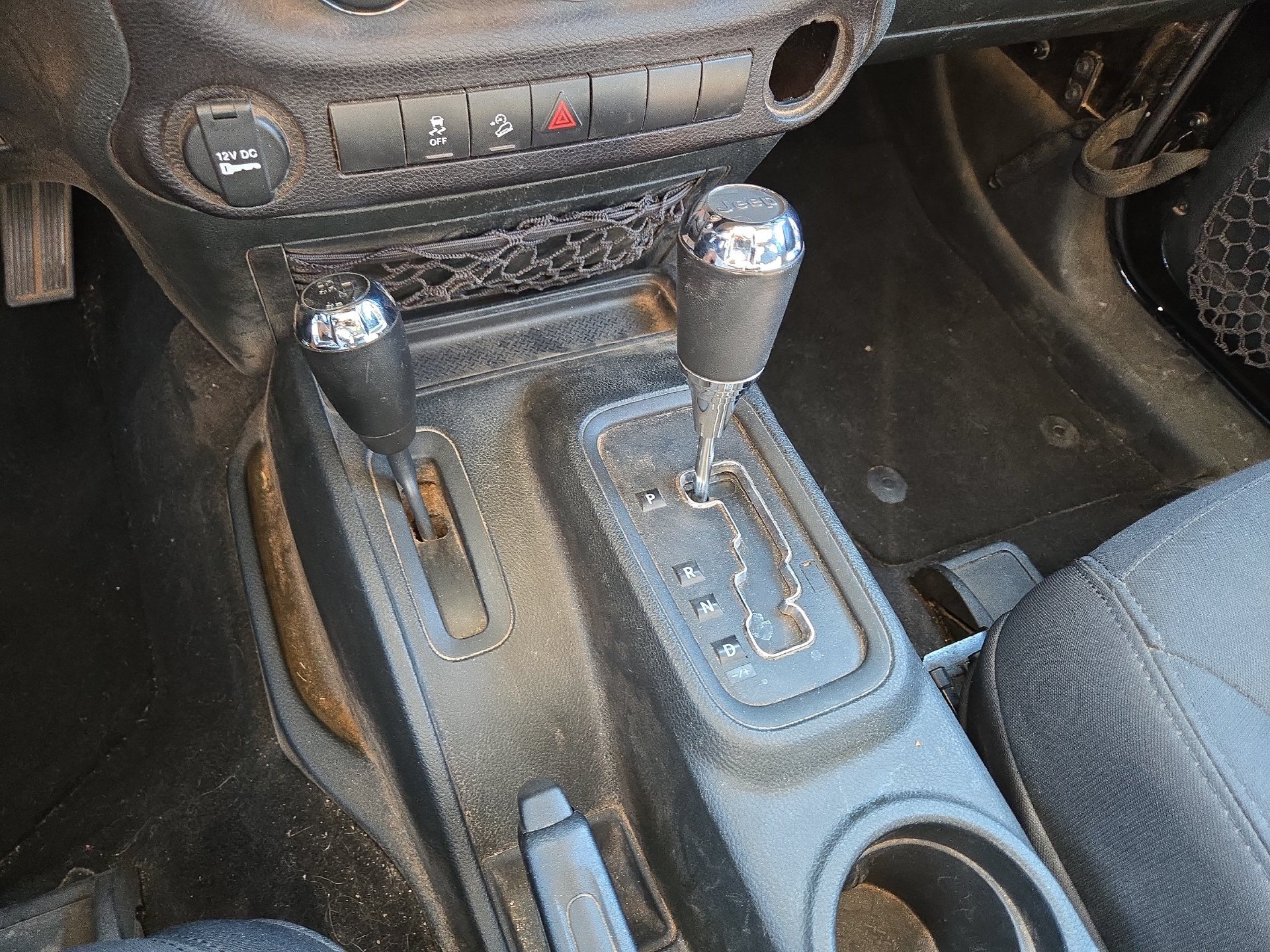 Used 2018 Jeep Wrangler Sport AWD/4WD image 22