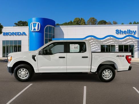 Used 2021 Ford F150 XL w/ Trailer Tow Package image 5