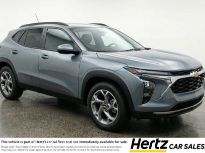 Used 2025 Chevrolet Trax LT