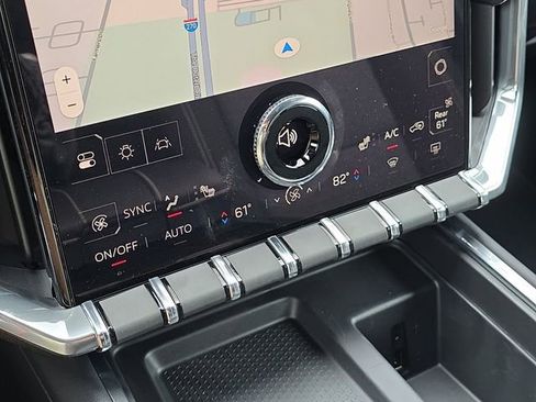 New 2025 GMC Acadia Elevation image 35