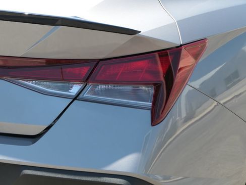Certified 2025 Hyundai Elantra Sport FWD image 3
