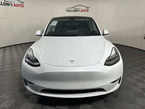 Used 2023 Tesla Model Y Long Range AWD/4WD image 14