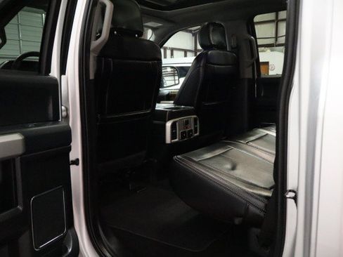 Used 2019 Ford F150 Lariat w/ Equipment Group 502A Luxury RWD image 52
