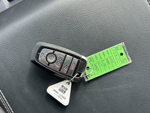 Used 2022 Ford F150 XLT w/ Equipment Group 302A High image 29