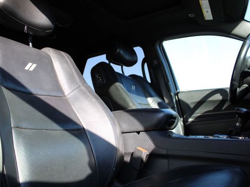 Used 2019 Dodge Durango R/T w/ Technology Group image 28