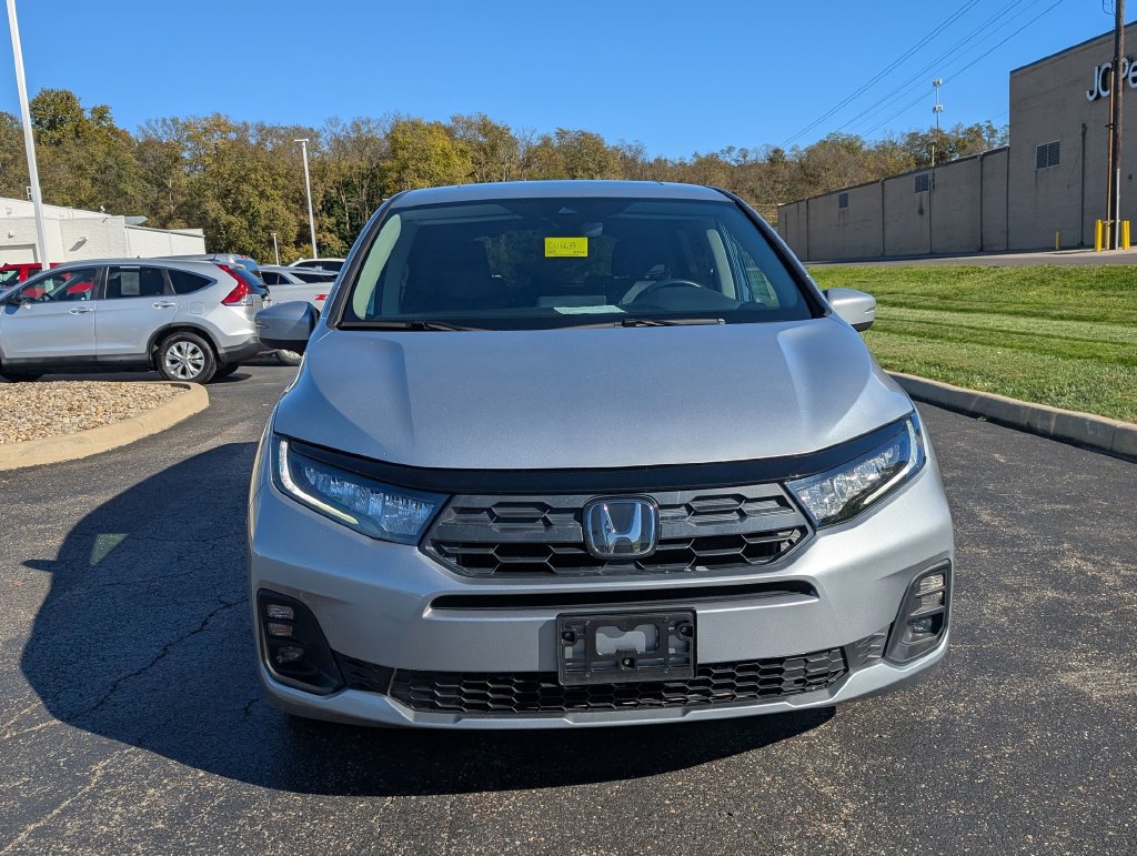 Used 2025 Honda Odyssey EX-L image 2