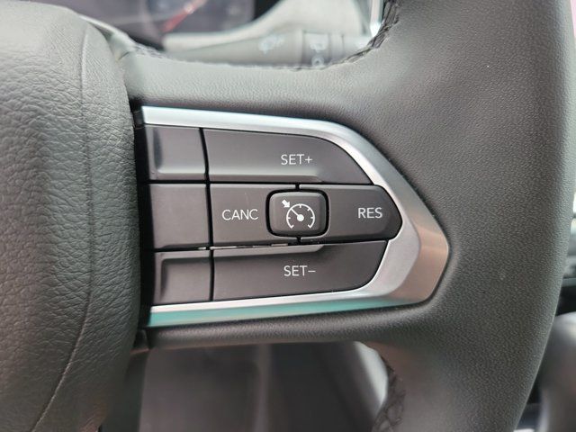Used 2024 Jeep Compass Latitude AWD/4WD image 28