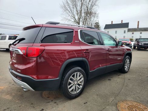 Used 2017 GMC Acadia SLE image 15