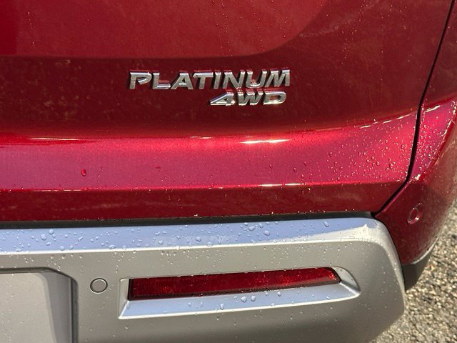 Used 2023 Nissan Pathfinder Platinum AWD/4WD image 12