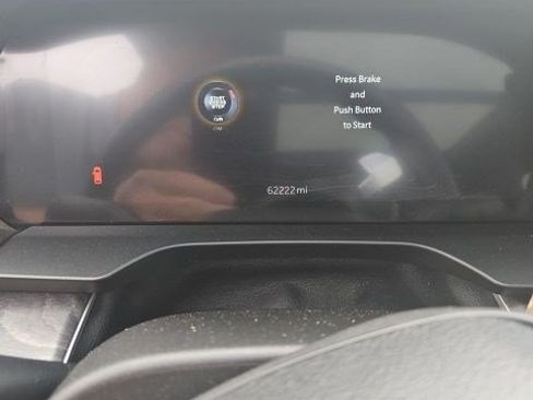 Used 2023 Jeep Grand Cherokee Limited AWD/4WD image 5