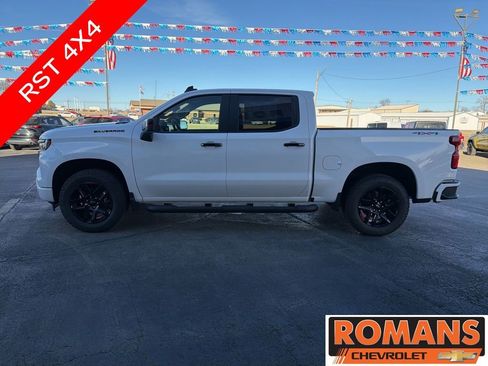 New 2026 Chevrolet Silverado 1500 RST w/ Redline Edition AWD/4WD image 6