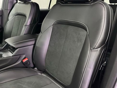 New 2025 Jeep Grand Cherokee L Altitude image 19