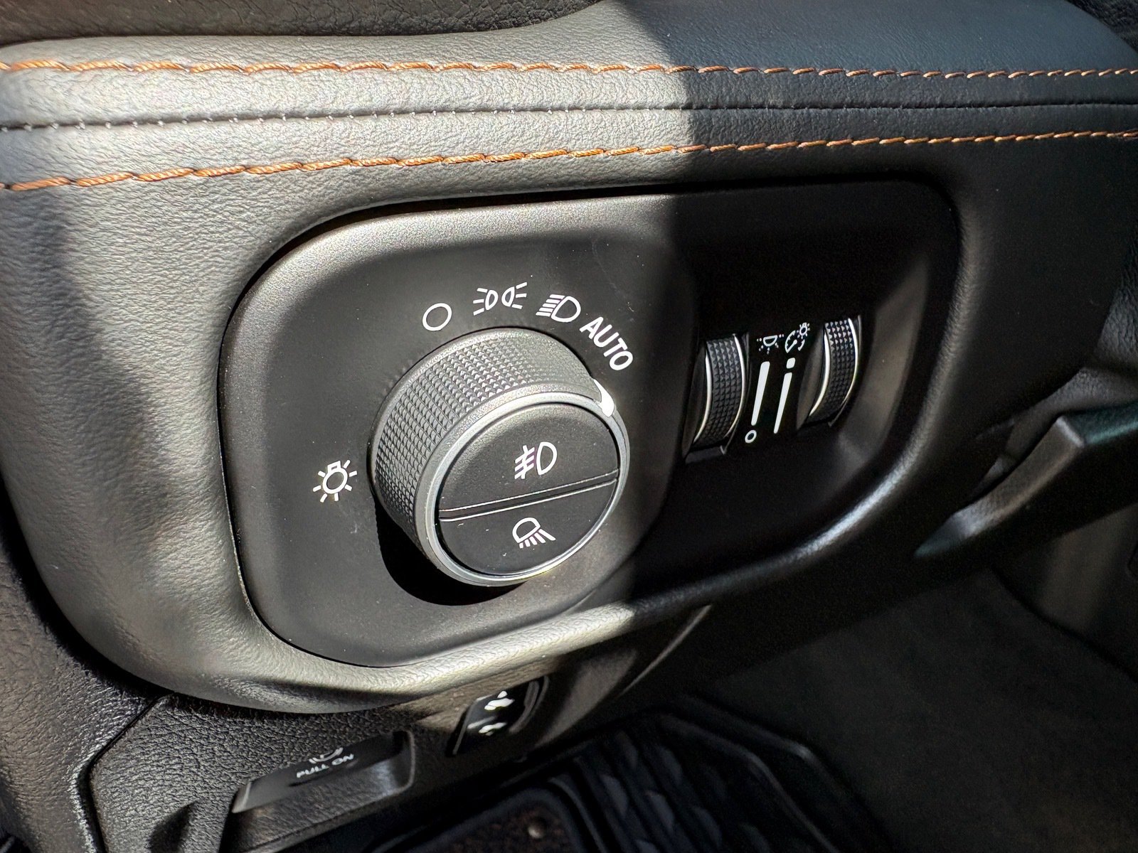Used 2019 RAM 1500 Limited AWD/4WD image 17