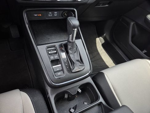 Certified 2024 Honda CR-V EX image 10