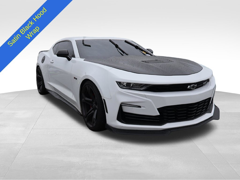 Used 2021 Chevrolet Camaro SS RWD image 10