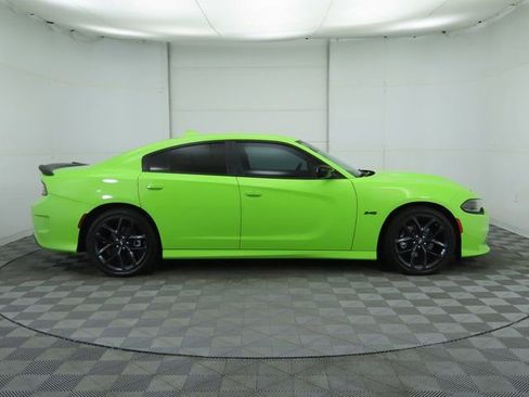 Used 2023 Dodge Charger R/T w/ Blacktop Package image 4