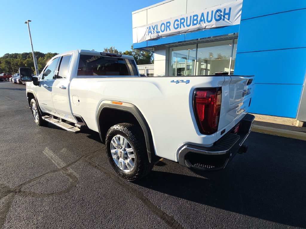 Used 2023 GMC Sierra 2500 SLT w/ SLT Preferred Package AWD/4WD image 6