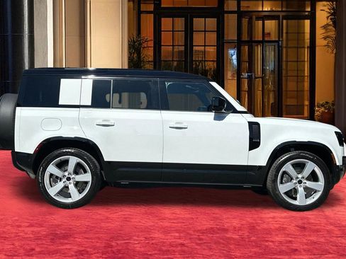 New 2026 Land Rover Defender 110 X-Dynamic SE AWD/4WD image 6