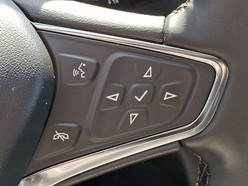 Used 2024 Chevrolet Equinox LT w/ LPO, Floor Liner Package AWD/4WD image 21