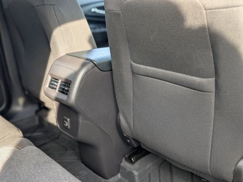 Used 2024 Chevrolet Equinox LT w/ LPO, Floor Liner Package image 40