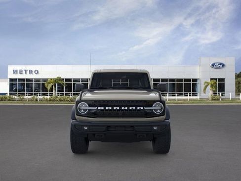 New 2026 Ford Bronco Outer Banks w/ Black Appearance Package image 6