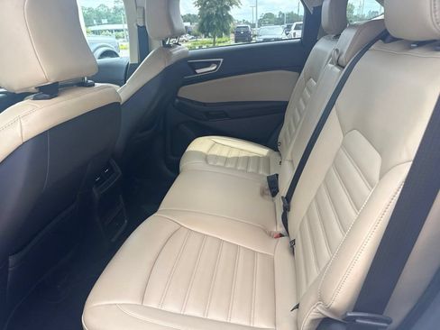 Used 2024 Ford Edge SEL AWD/4WD image 25