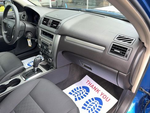 Used 2011 Ford Fusion SE w/ 202A Rapid Spec Order Code FWD image 17