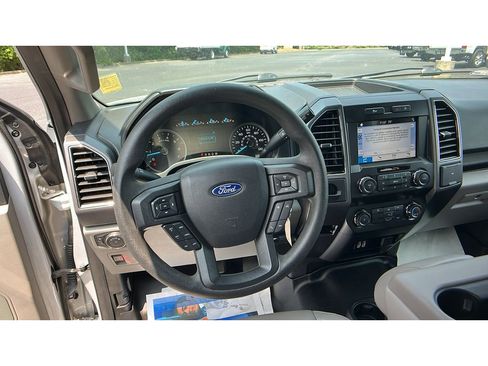 Used 2019 Ford F150 XLT image 10