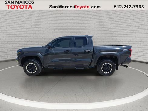 Used 2024 Toyota Tacoma TRD Off-Road AWD/4WD image 9