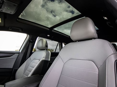 New 2026 Volkswagen Atlas Cross Sport SEL R-Line image 52