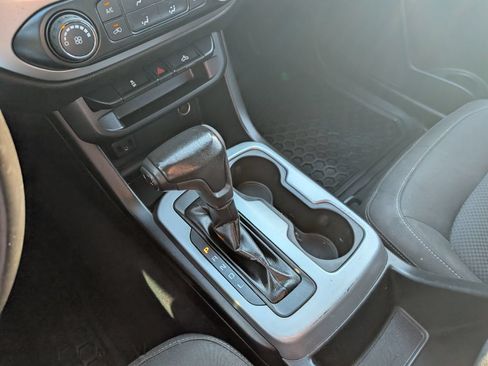 Used 2019 Chevrolet Colorado LT RWD image 20