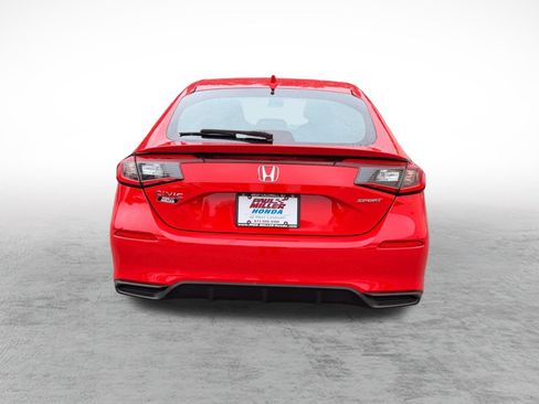 Used 2023 Honda Civic Sport image 5