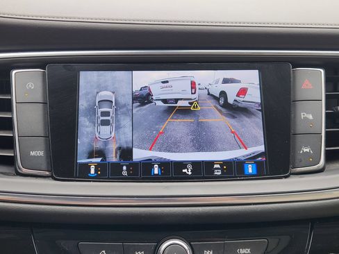 Used 2023 Buick Enclave Avenir w/ Avenir Technology Package FWD image 21