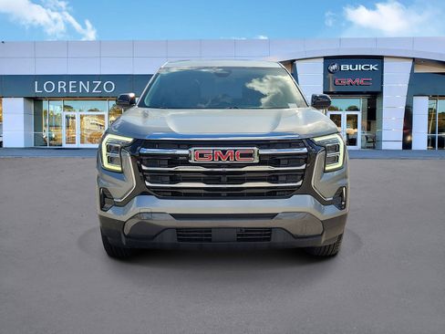 Used 2025 GMC Terrain Elevation AWD/4WD image 2