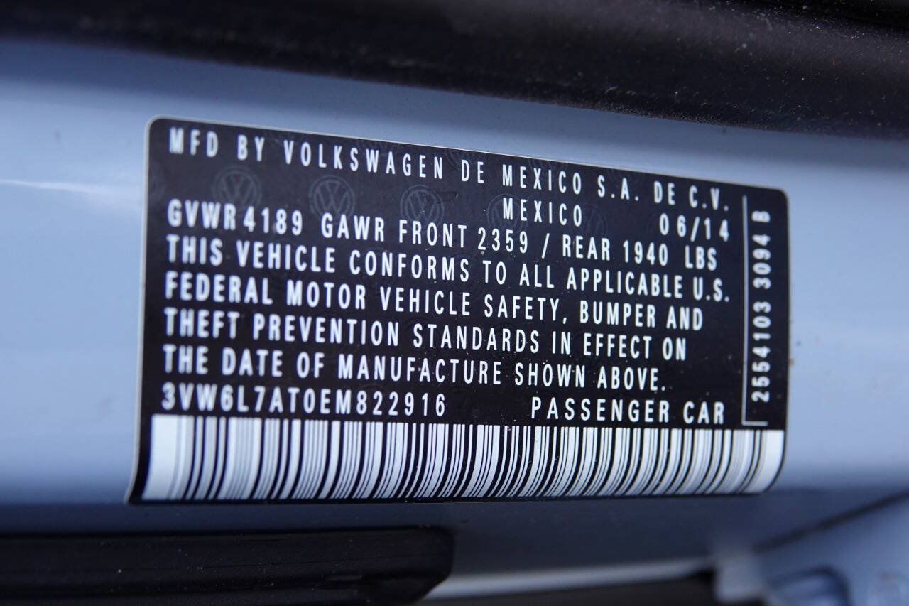 Used 2014 Volkswagen Beetle TDI FWD image 59