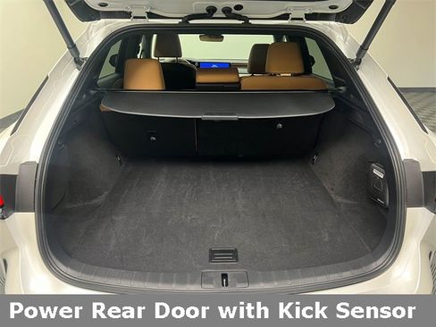 Certified 2025 Lexus RX 350h image 8