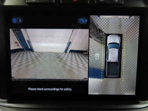 Used 2024 Ford F350 Lariat w/ Black Appearance Package image 21