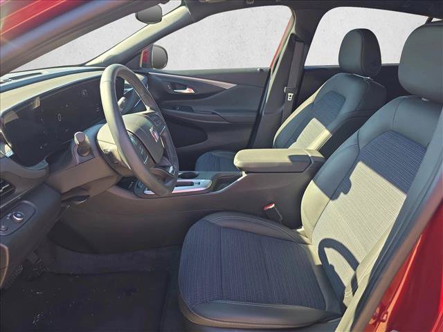 Used 2025 Buick Envista Preferred w/ Convenience I Package FWD image 17
