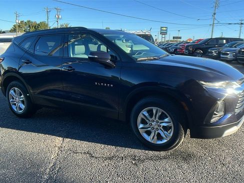 Certified 2020 Chevrolet Blazer LT image 3