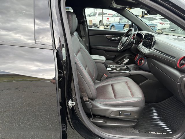Used 2024 Chevrolet Blazer RS AWD/4WD image 29