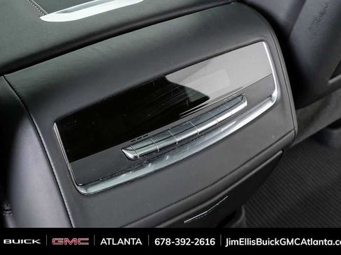 Used 2025 Cadillac Escalade ESV Sport Platinum AWD/4WD image 25