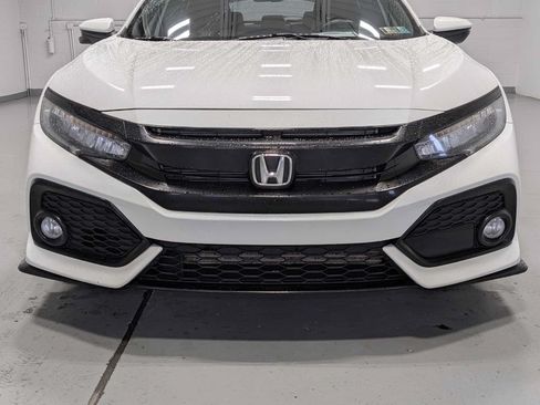Used 2018 Honda Civic Sport Touring image 2